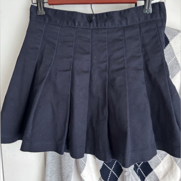 J.Galt Sweater & Skort Set - Picture 3 of 7